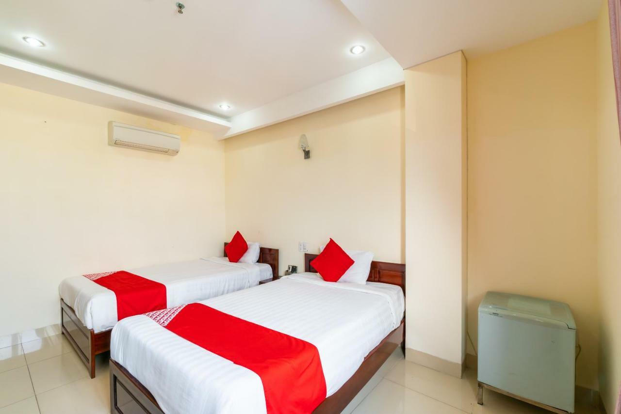 Oyo 375 Hoa Binh Hotel Da Nang Zewnętrze zdjęcie