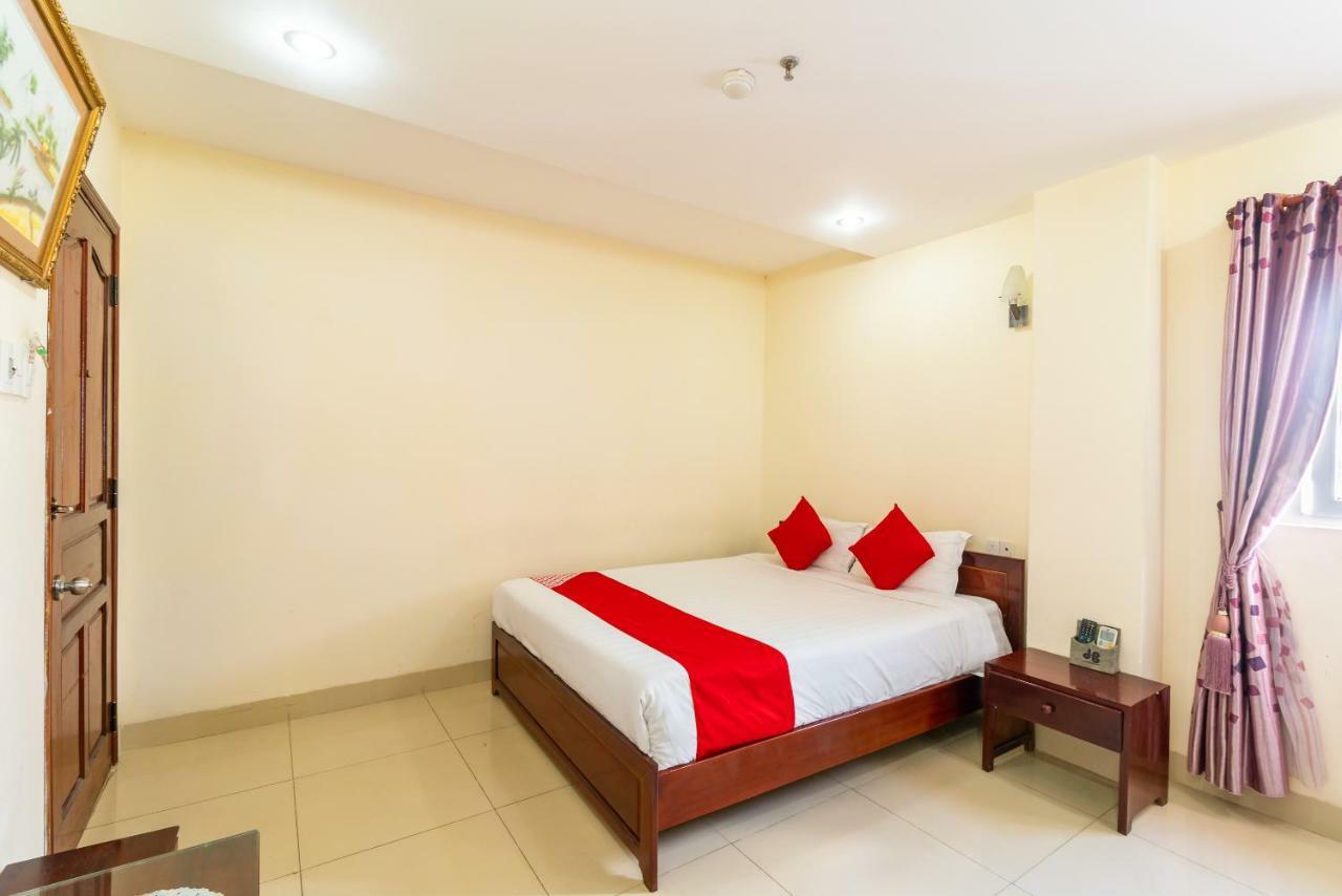 Oyo 375 Hoa Binh Hotel Da Nang Zewnętrze zdjęcie